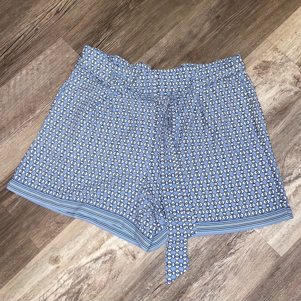 Max Studio High Waist Blue Patterned Shorts